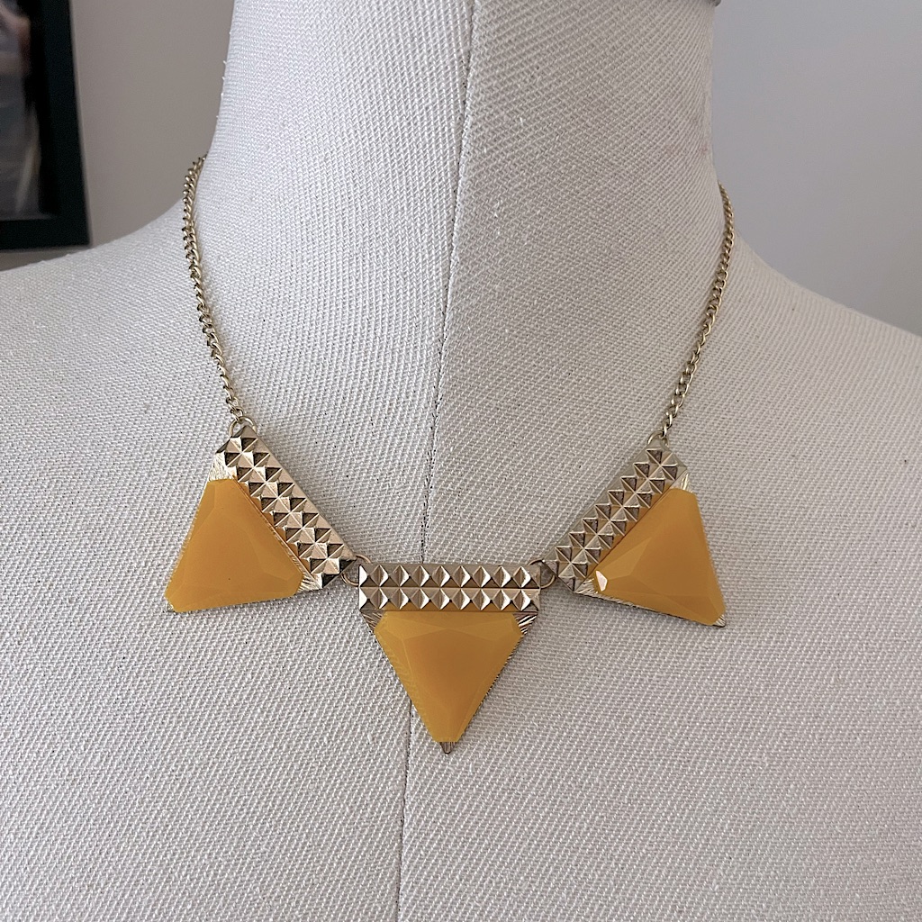 2/$15large Statement Necklace